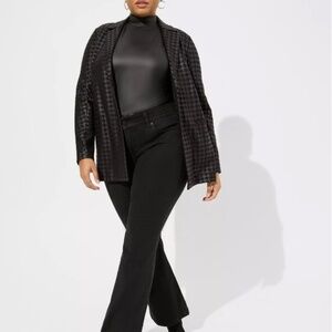 NWT Torrid Studio Luxe Ponte Relaxed Blazer- Deep Black Houndstooth
